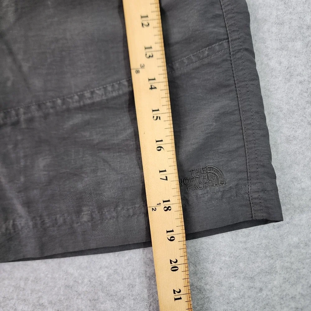 The North Face Chino Shorts Men 32 Gray Nylon Pockets Outdoors Hiking Activewear